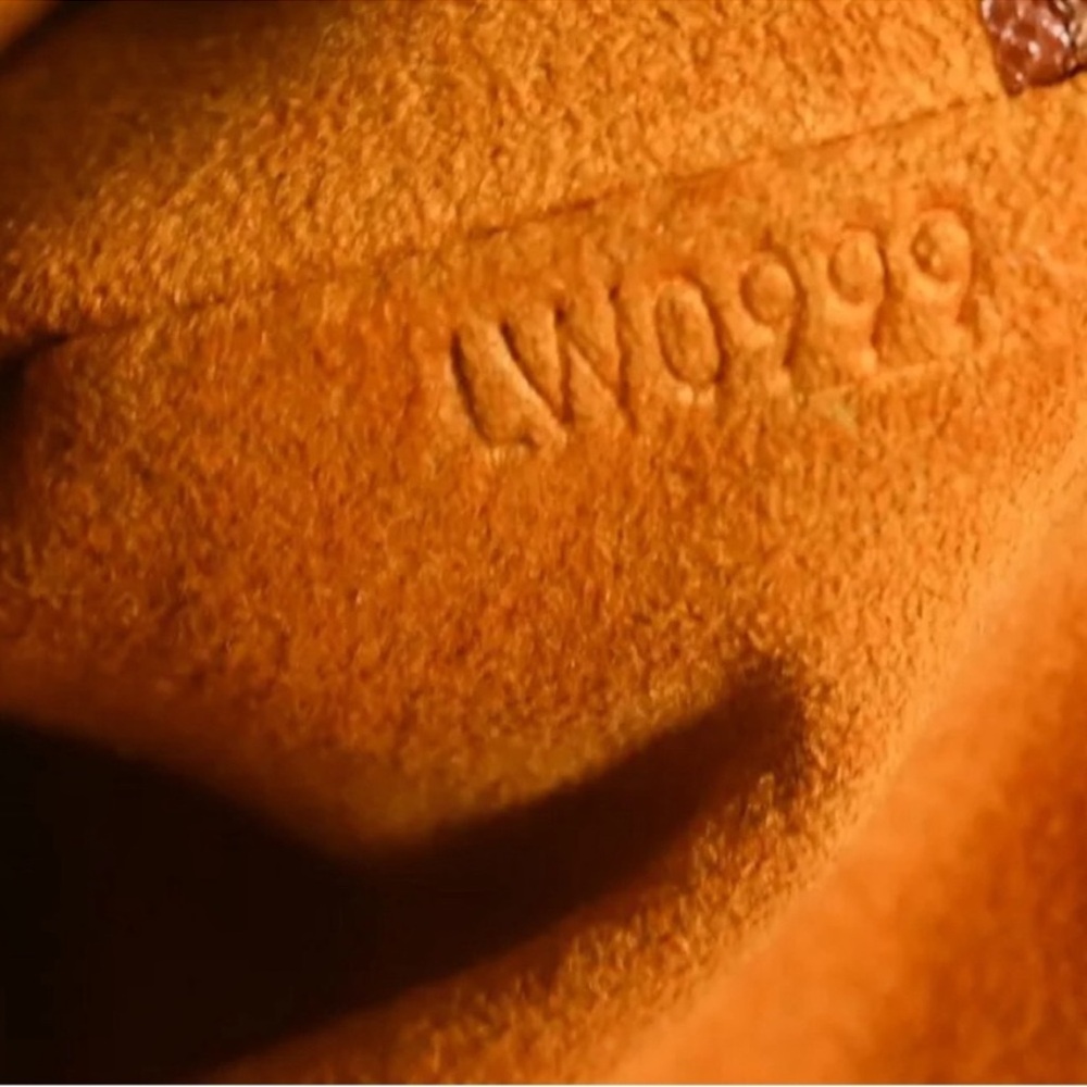 Louis Vuitton Brown Monogram Shoulder Bag - Picture 9 of 9